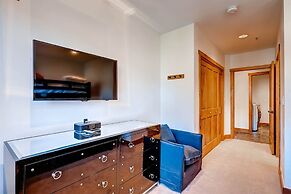 Premier 4 Bedroom Ski in, Ski out Vacation Rental at the Timbers With