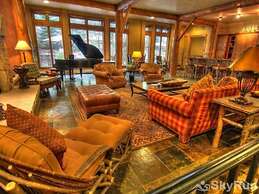 Premier 4 Bedroom Ski in, Ski out Vacation Rental at the Timbers With