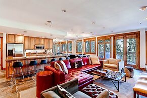 Premier 4 Bedroom Ski in, Ski out Vacation Rental at the Timbers With