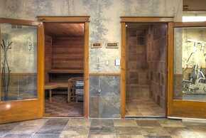 Premier 4 Bedroom Ski in, Ski out Vacation Rental at the Timbers With