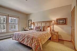 3 Bedroom Mountain Condo in River Run Village With Expansive Mountain 