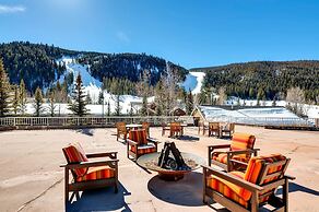 Ski In 3 Bedroom at Chateaux Dumont Keystone