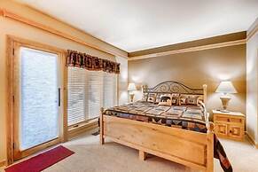 Ski In 3 Bedroom at Chateaux Dumont Keystone