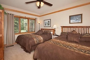 Ski In 2 Bedroom at Chateaux Dumont Keystone