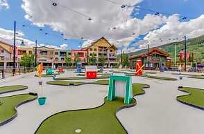 Private 2 Bedroom Townhome Located in East Keystone With Access to a F