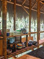 Universo Pol Bamboo Hostel