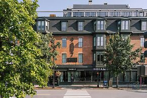 907 Main Hotel Central Square, Sonder by Marriott Bonvoy