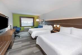 Holiday Inn Express & Suites Denton - Sanger, an IHG Hotel