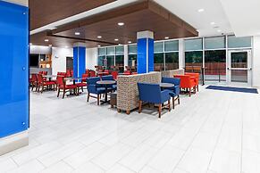 Holiday Inn Express & Suites Denton - Sanger by IHG