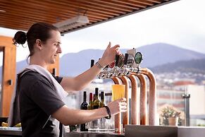 Crowne Plaza Hobart by IHG