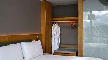 Crowne Plaza Hobart by IHG