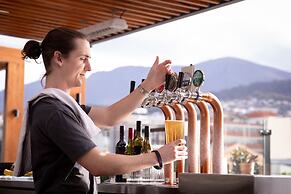 Crowne Plaza Hobart by IHG