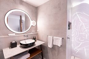 Crowne Plaza Hobart by IHG