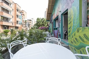 Gaston Coliving Hostel