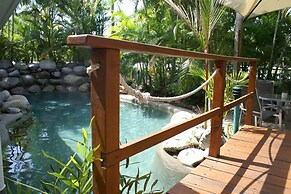 Coral Apartments Port Douglas
