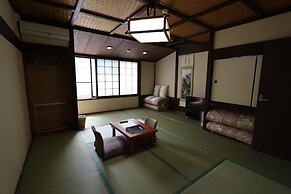 Asante inn - Hostel