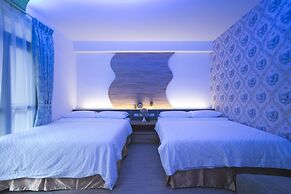 Starry Night Laurel Hotel