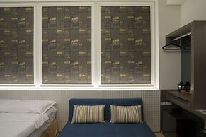 Starry Night Laurel Hotel