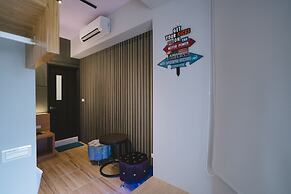 Starry Night Laurel Hotel