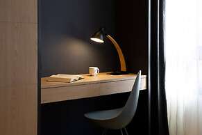 Sindhorn Midtown Hotel Bangkok, Vignette Collection by IHG