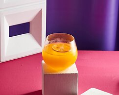 Sindhorn Midtown Hotel Bangkok, Vignette Collection by IHG