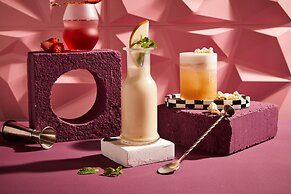 Sindhorn Midtown Hotel Bangkok, Vignette Collection by IHG