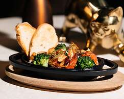 Sindhorn Midtown Hotel Bangkok, Vignette Collection by IHG