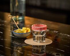 Sindhorn Midtown Hotel Bangkok, Vignette Collection by IHG