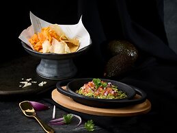 Sindhorn Midtown Hotel Bangkok, Vignette Collection by IHG