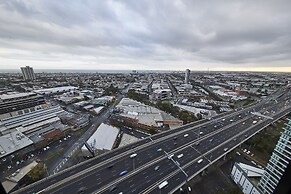 Mega Style Apartments The International