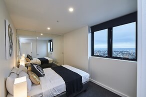 Mega Style Apartments The International