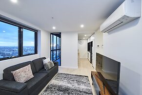 Mega Style Apartments The International