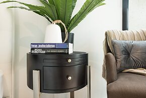 Richmond Oasis Apartments