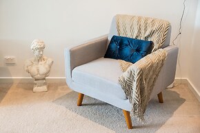 Richmond Oasis Apartments