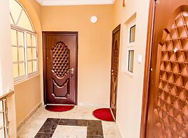 Tennys Place Apartments GARKI