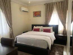 Tennys Place Apartments GARKI