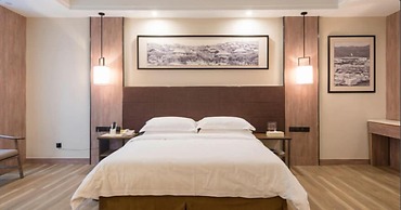 Auden  International  Hotel
