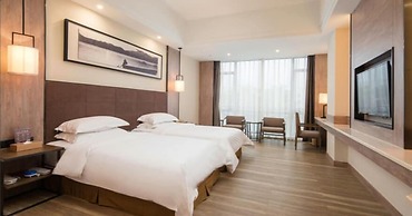 Auden  International  Hotel