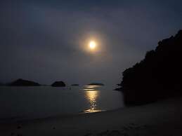 Wild Pasir Panjang Villas