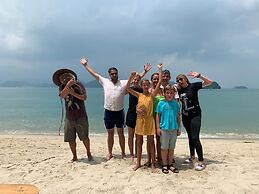 Wild Pasir Panjang Villas