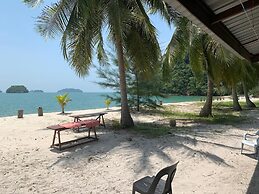 Wild Pasir Panjang Villas