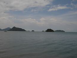 Wild Pasir Panjang Villas