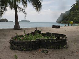 Wild Pasir Panjang Villas