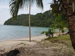 Wild Pasir Panjang Villas