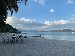 Wild Pasir Panjang Villas