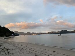 Wild Pasir Panjang Villas