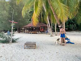 Wild Pasir Panjang Villas