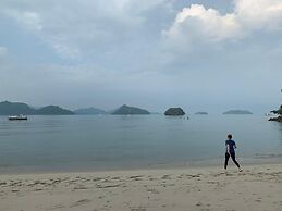 Wild Pasir Panjang Villas