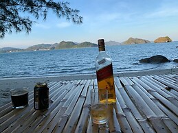 Wild Pasir Panjang Villas