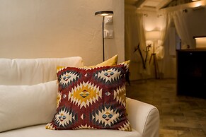 Luxury Apartment Lina - III